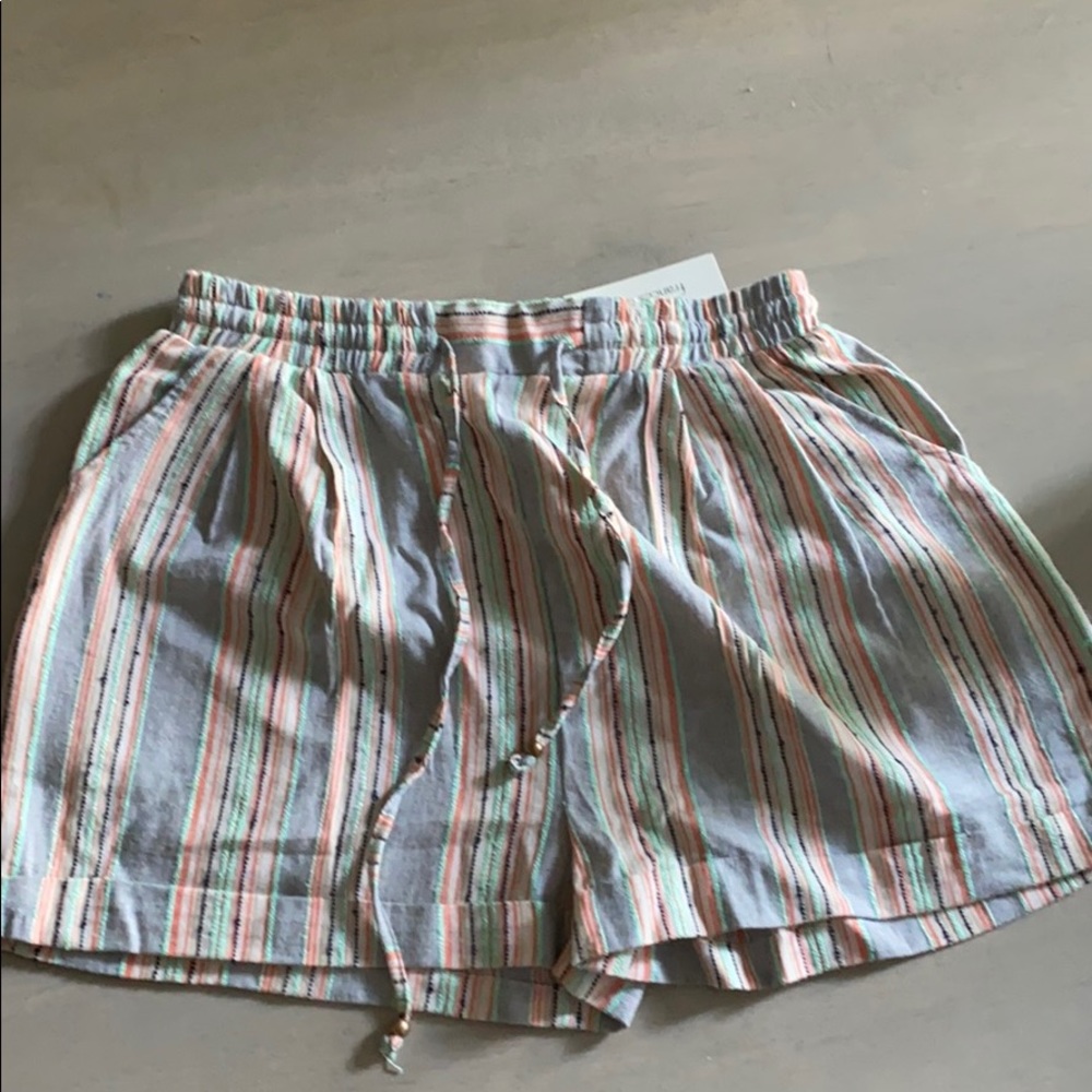 NWT Angie shorts